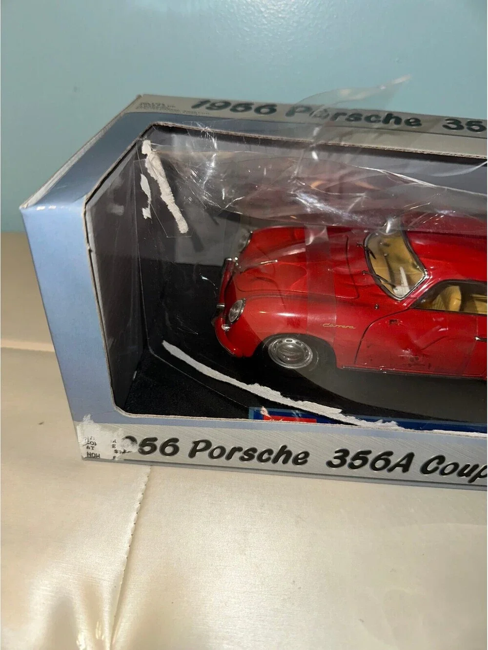 Sunstar 1:18 Scale 1956 Porsche 356A Coupe Die-Cast Model